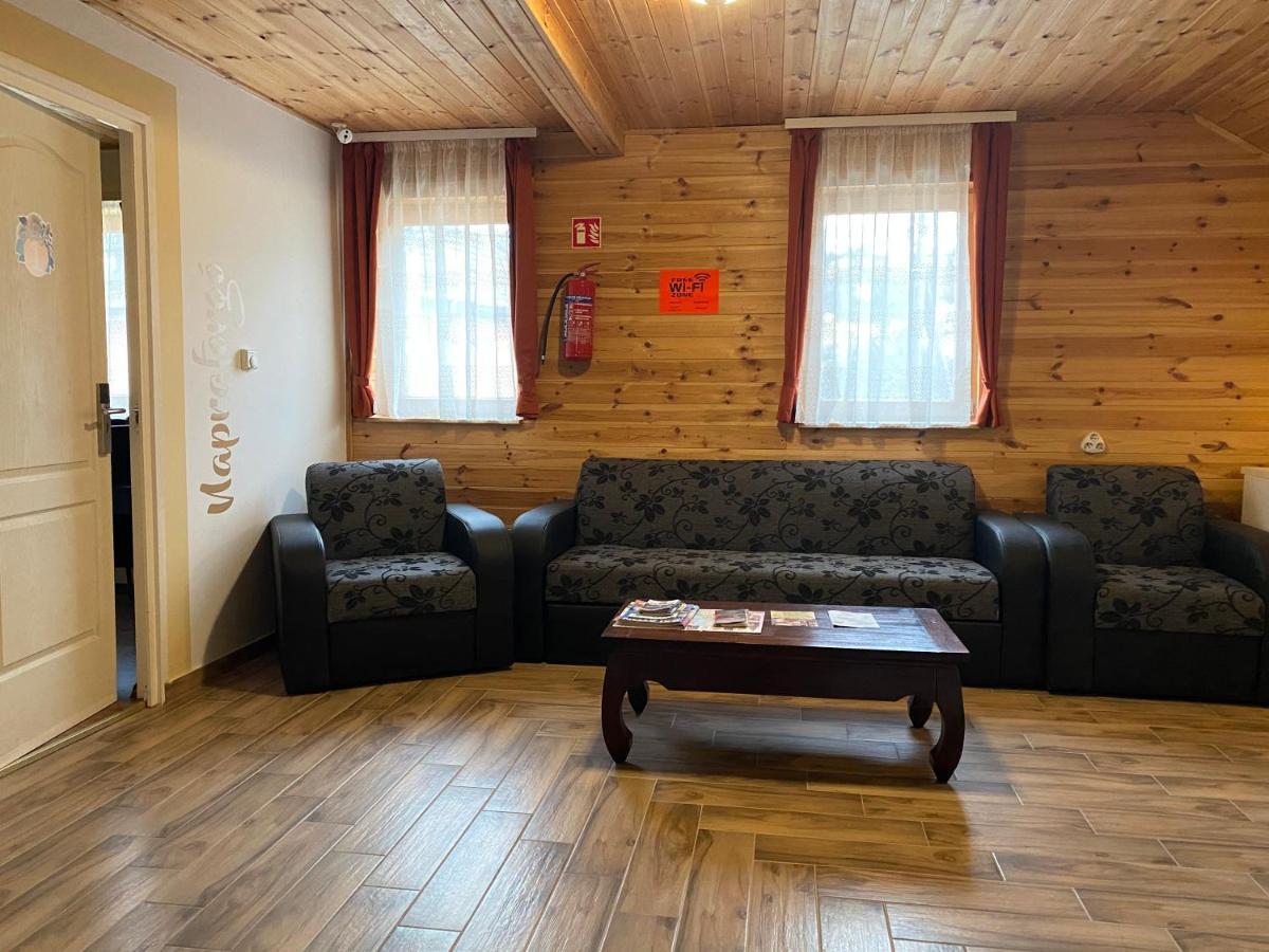 Kamaras Klastrom House Mogyoród Extérieur photo